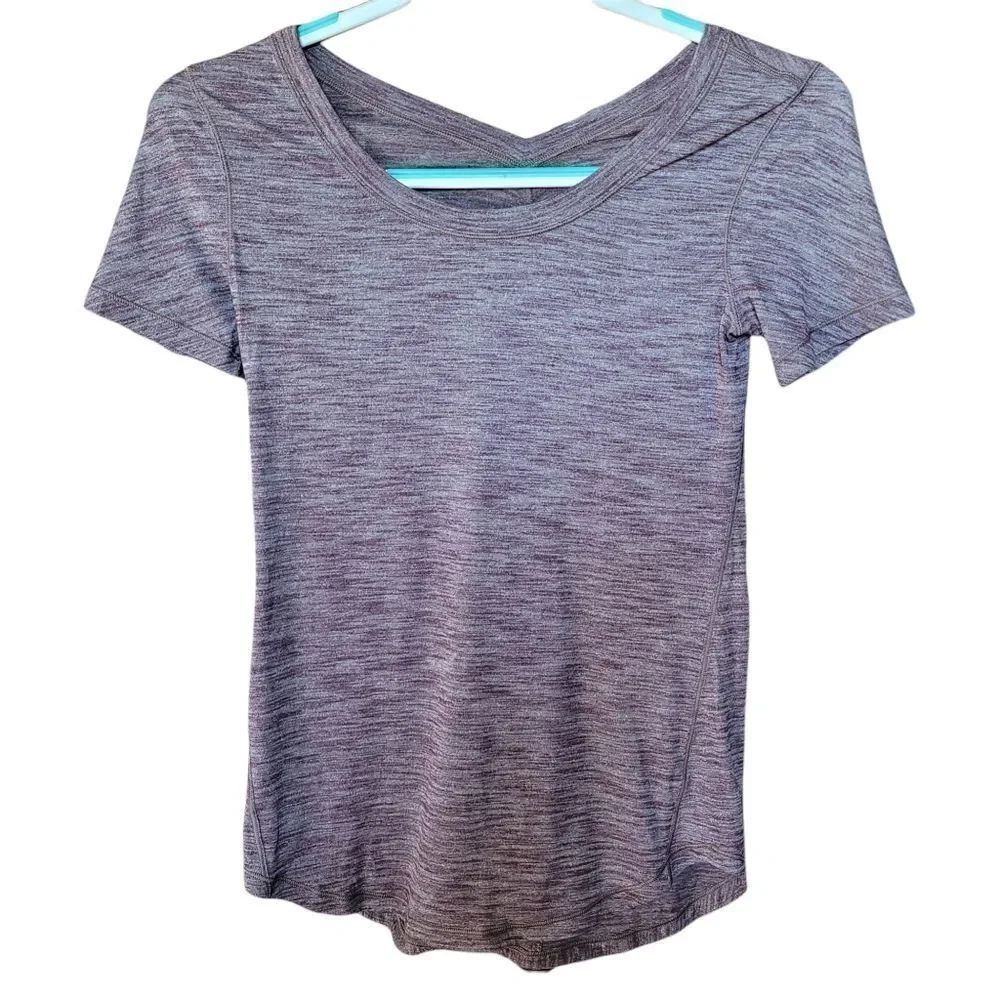 Lululemon athletic top 